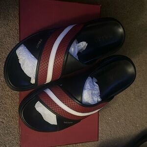 Bally Jarko Slides